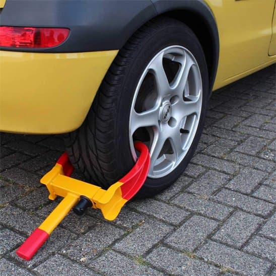 antivol-voiture-pneu-incassable