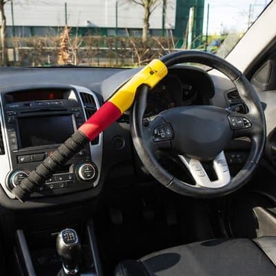 antivol-voiture-bloque-volant