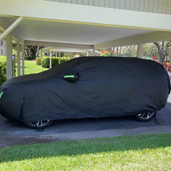 bache voiture garee parking interieur