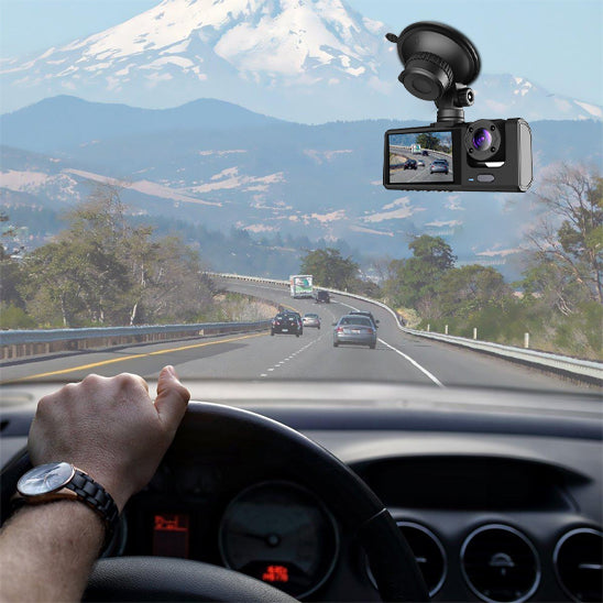dashcam voiture main volant route