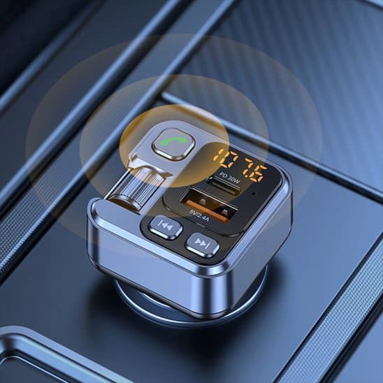 fm transmetteur bluetooth solide
