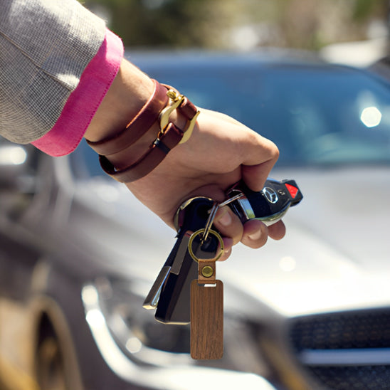 Porte Clé Voiture en Bois Personnalisable  - KeyRing™