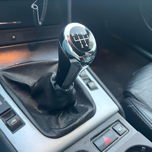 Pommeau de Vitesse en cuir - LeverGear™