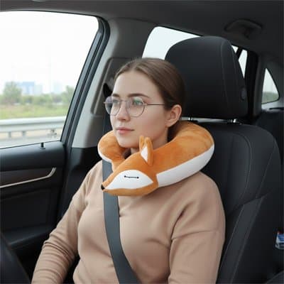 oreiller-de-voyage-femme-conduit