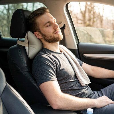 oreiller-de-voyage-voiture-gris
