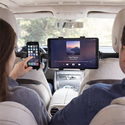 support-tablette-voiture-personnes-diverties
