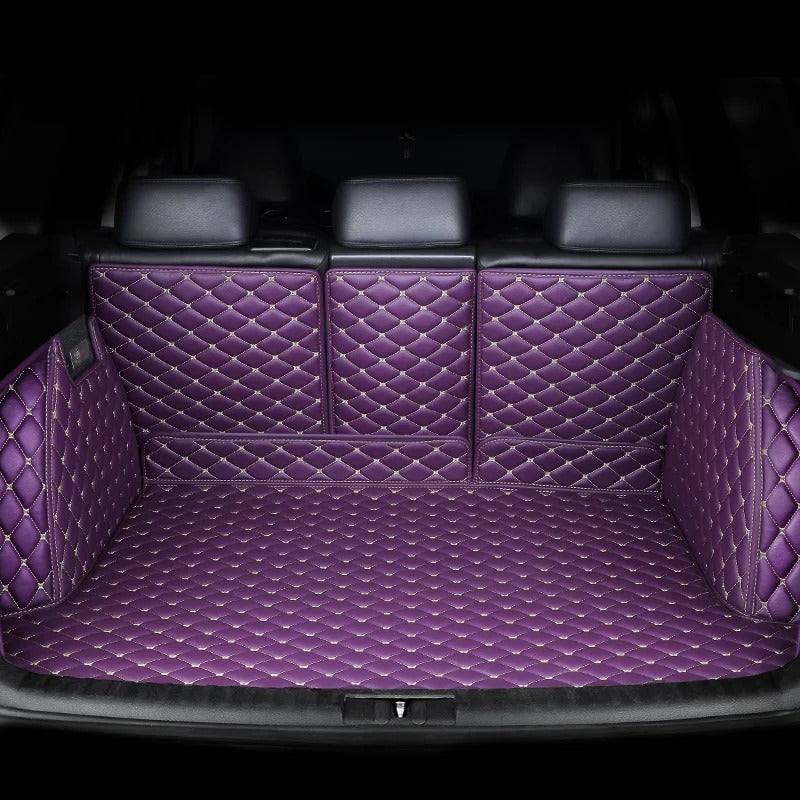 tapis coffre de voiture pourpre